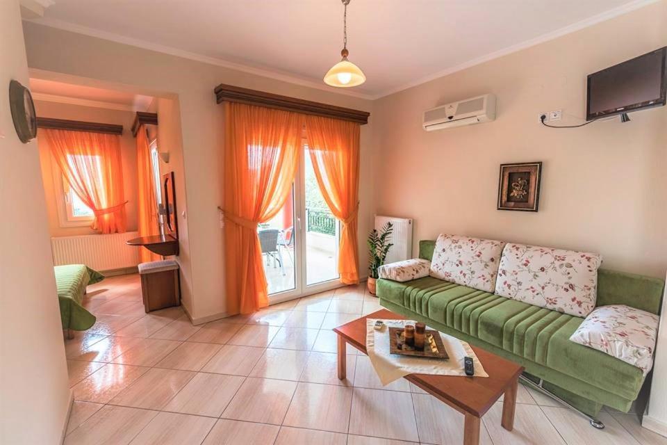 Anna Apartments Chrysi Ammoudia Exterior foto